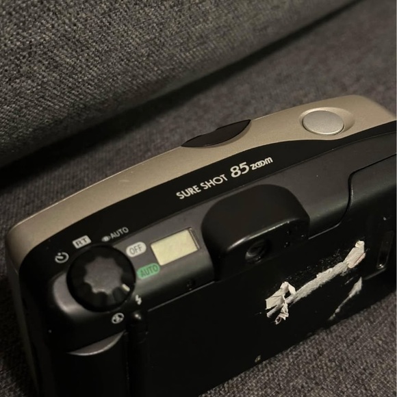 Canon Silver Film Photography Camera - Picture 2 of 5